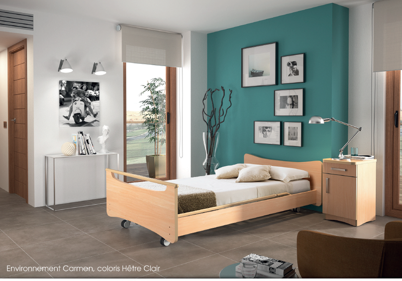 lit médicalisé avec habillage bois à Marseille